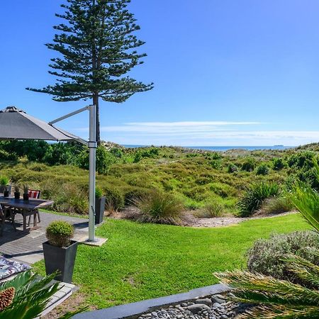 Absolute Beach Mount Maunganui Exterior photo